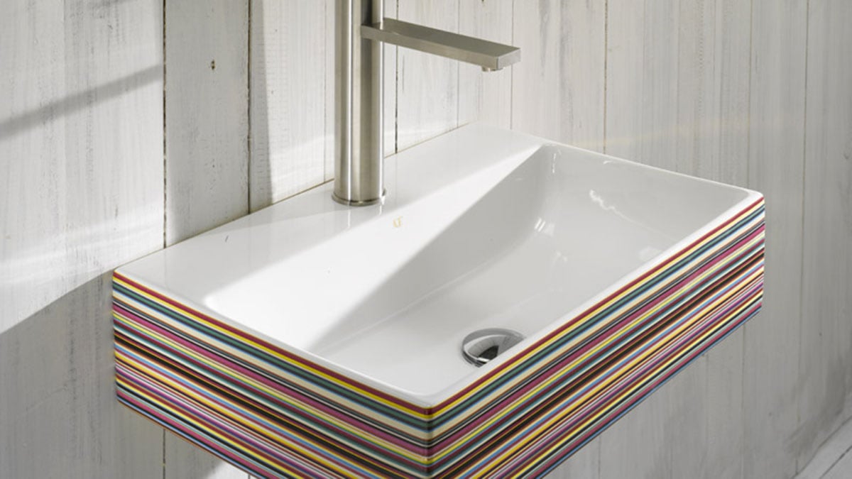 https://www.hastingsbathcollection.com/hs-fs/hubfs/Hastings_2023/images/03.%20Basins/General%20Page/LOW-Thin-Rectangular.jpg?width=1240&height=700&name=LOW-Thin-Rectangular.jpg