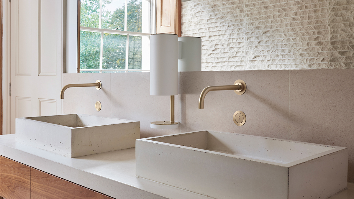 VOLA Fixtures and Accessories Hastings Bath Collection